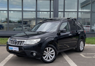 Подержанный автомобиль Subaru Forester Suv 2011 года (1 фото)