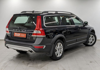 Подержанный автомобиль Volvo XC70 2014 года (5 фото)