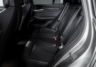 Подержанный автомобиль BMW X3 M 2019 года (10 фото)