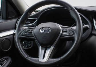 Подержанный автомобиль Infiniti QX50 2019 года (15 фото)