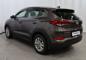 Подержанный автомобиль Hyundai Tucson 2017 года (6 фото)