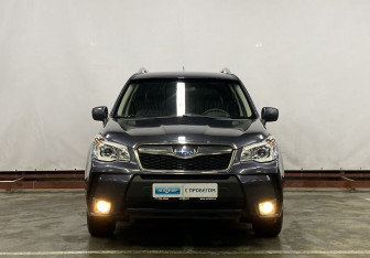 Подержанный автомобиль Subaru Forester Suv 2014 года (2 фото)