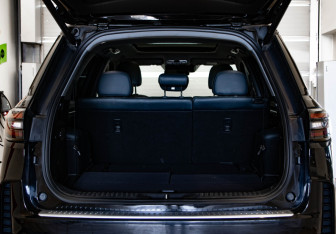 Подержанный автомобиль Changan CS95 2023 года (37 фото)