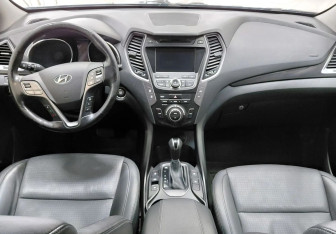 Подержанный автомобиль Hyundai Santa Fe 2014 года (11 фото)