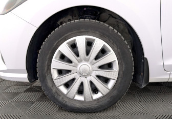 Подержанный автомобиль Hyundai Solaris Sedan 2021 года (18 фото)