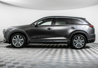 Подержанный автомобиль Mazda CX-9 2022 года (8 фото)