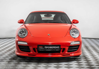 Подержанный автомобиль Porsche 911 Coupe 2010 года (2 фото)