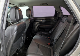 Подержанный автомобиль Kia Sorento 2020 года (4 фото)