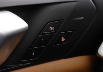 Подержанный автомобиль BMW X5 2019 года (19 фото)