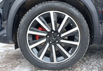 Подержанный автомобиль Jaecoo J7 2023 года (9 фото)