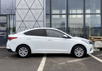 Подержанный автомобиль Hyundai Solaris Sedan 2020 года (4 фото)