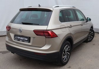 Подержанный автомобиль Volkswagen Tiguan 2018 года (4 фото)