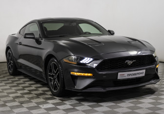 Подержанный автомобиль Ford Mustang Coupe 2019 года (3 фото)