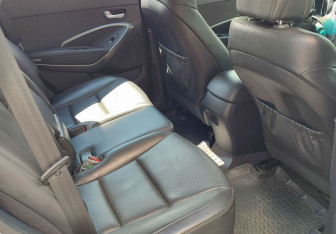 Подержанный автомобиль Hyundai Santa Fe 2013 года (11 фото)