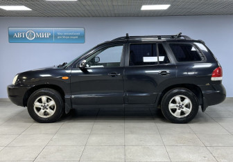 Подержанный автомобиль Hyundai Santa Fe 2009 года (7 фото)