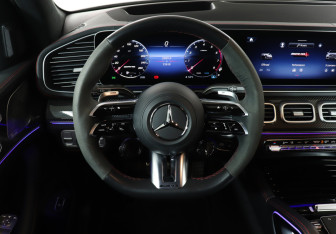 Подержанный автомобиль Mercedes-Benz GLE AMG 2024 года (20 фото)