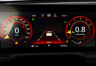 Подержанный автомобиль Exeed TXL 2022 года (13 фото)