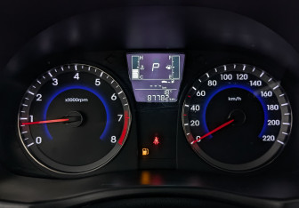 Подержанный автомобиль Hyundai Solaris Sedan 2016 года (13 фото)