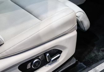 Подержанный автомобиль AITO M5 2023 года (8 фото)