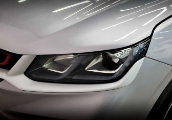 Подержанный автомобиль Geely Coolray 2022 года (17 фото)