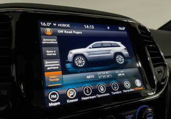Подержанный автомобиль Jeep Grand Cherokee 2021 года (22 фото)