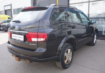 Подержанный автомобиль SsangYong Kyron 2011 года (5 фото)