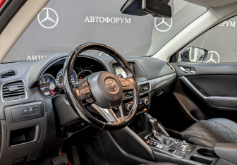 Подержанный автомобиль Mazda CX-5 2016 года (16 фото)