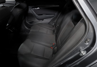 Подержанный автомобиль Hyundai i40 Sedan 2013 года (10 фото)