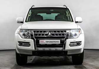 Подержанный автомобиль Mitsubishi Pajero 2019 года (2 фото)
