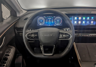 Подержанный автомобиль Omoda C5 2023 года (22 фото)