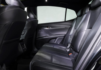 Новый Toyota Camry Sedan 2024 (12 фото)