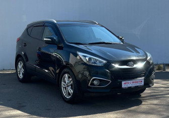 Подержанный автомобиль Hyundai ix35 2014 года (3 фото)