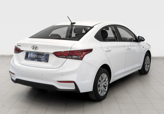 Подержанный автомобиль Hyundai Solaris Sedan 2020 года (5 фото)