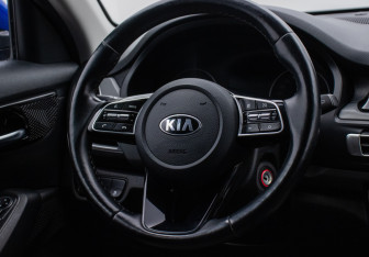 Подержанный автомобиль Kia Seltos 2021 года (15 фото)
