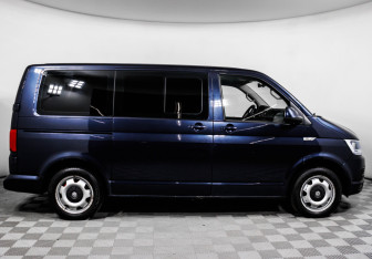 Подержанный автомобиль Volkswagen Caravelle 2016 года (4 фото)