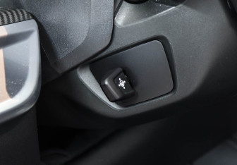 Подержанный автомобиль BMW X5 2023 года (22 фото)