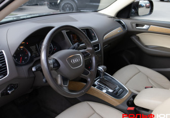 Подержанный автомобиль Audi Q5 2013 года (10 фото)