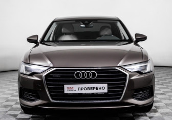 Подержанный автомобиль Audi A6 Sedan 2021 года (2 фото)