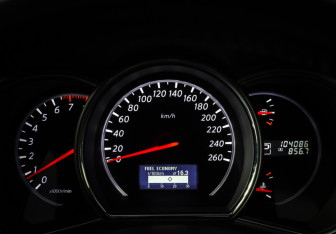 Подержанный автомобиль Nissan Murano Suv 2013 года (16 фото)