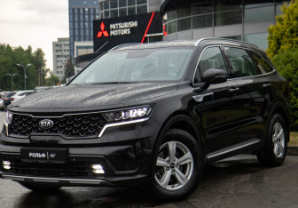 Подержанный автомобиль Kia Sorento 2021 года (22 фото)