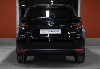 Подержанный автомобиль Mazda CX-5 2021 года (6 фото)