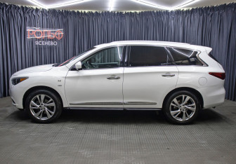 Подержанный автомобиль Infiniti QX60 2014 года (8 фото)