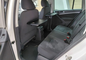 Подержанный автомобиль Volkswagen Tiguan 2012 года (17 фото)