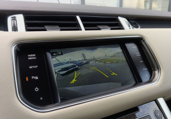 Подержанный автомобиль Land Rover Range Rover Sport 2015 года (16 фото)