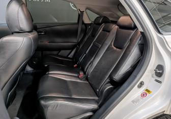 Подержанный автомобиль Lexus RX 2011 года (18 фото)