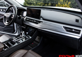 Подержанный автомобиль Chery Tiggo 8 Pro 2021 года (5 фото)