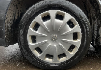 Подержанный автомобиль Nissan Almera Sedan 2014 года (9 фото)