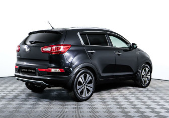 Подержанный автомобиль Kia Sportage 2012 года (5 фото)