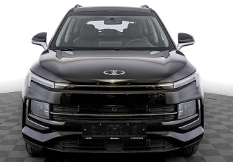 Новый Москвич 3 2025 (5 фото)