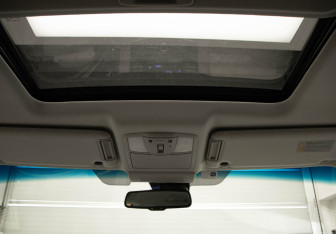 Подержанный автомобиль Infiniti QX56 2012 года (26 фото)